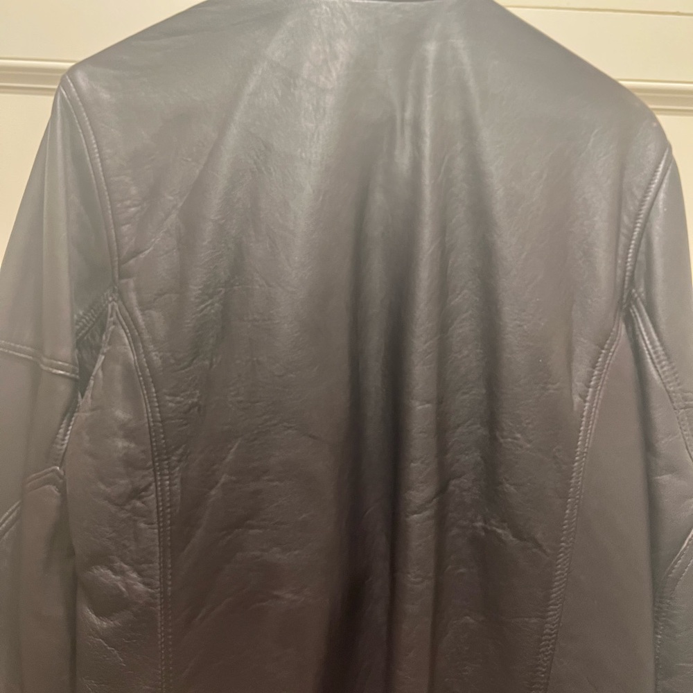 Never Worn. - image 4